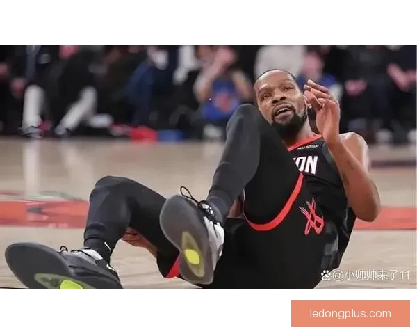 乌度卡遭驱逐杜兰特砍40+7+5关键三分仍难救主球队败北